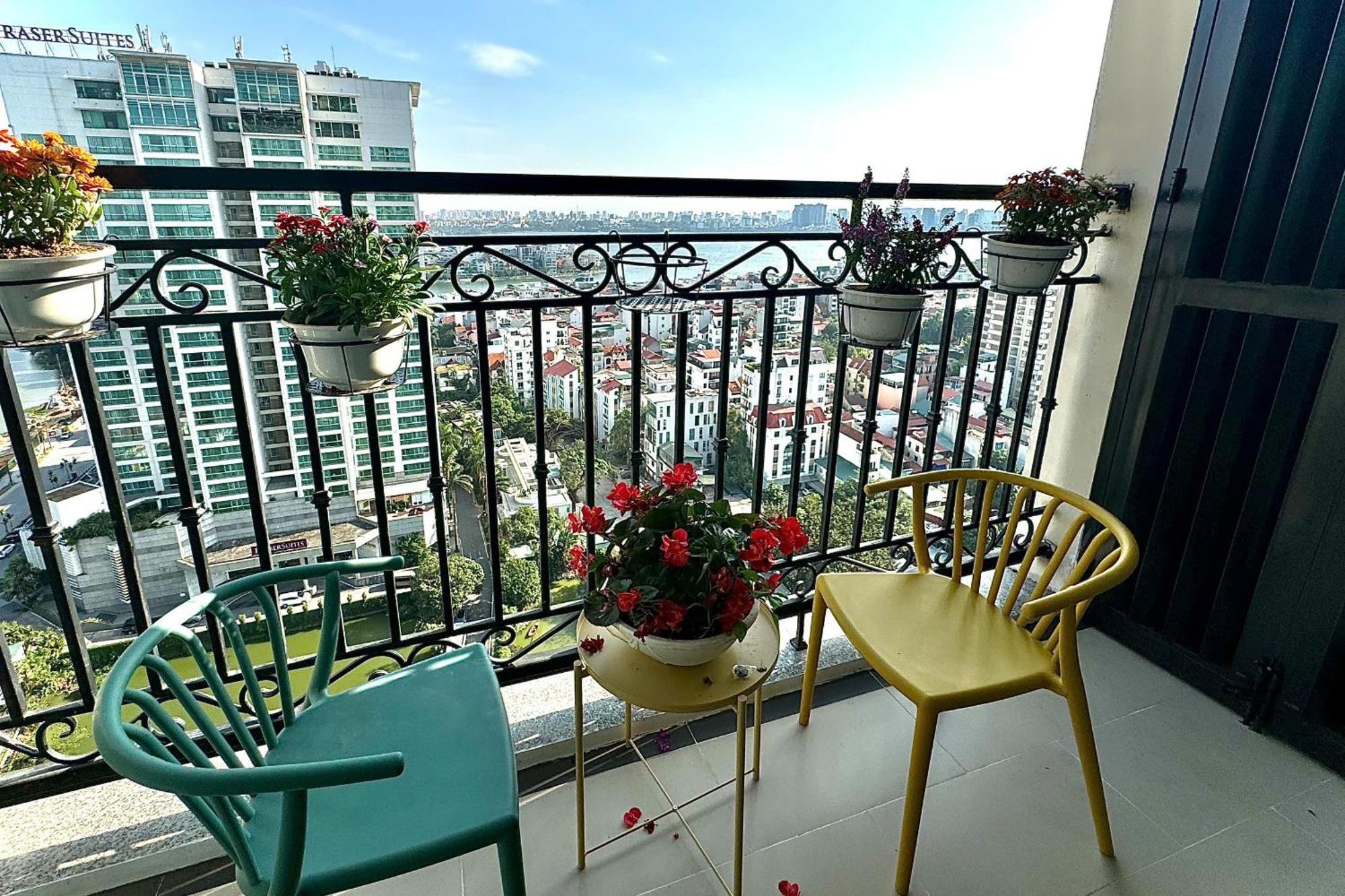 D'Leroi Soleil - Westlake Suite & Apartment Hanoi Exterior photo